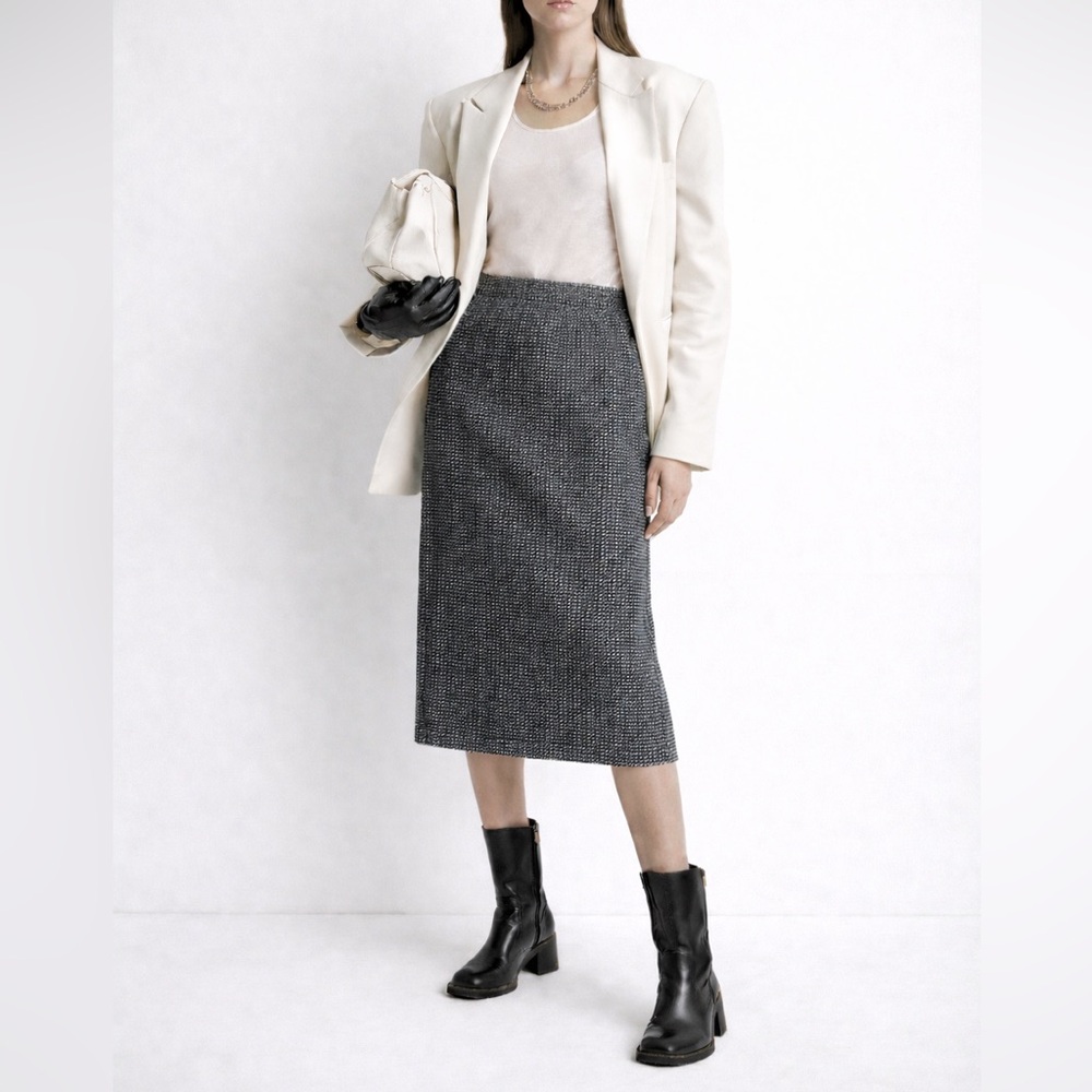 VINTAGE - Wool Houndstooth Midi Skirt • Minimalist 80s Style • Warm Lined Skirt